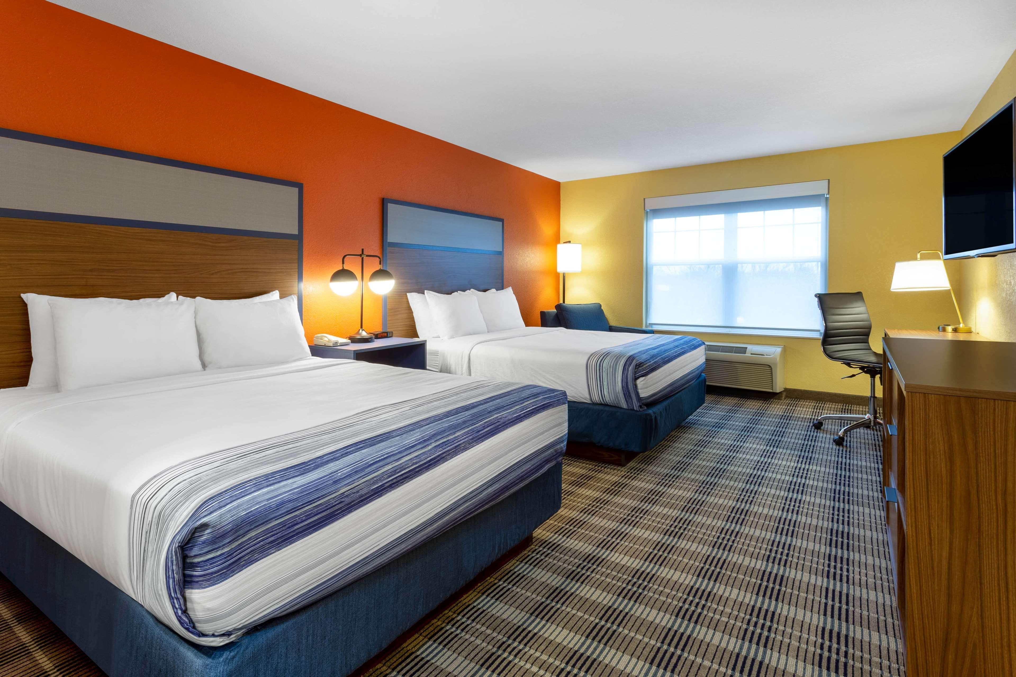 Americinn By Wyndham Fulton Clinton Εξωτερικό φωτογραφία