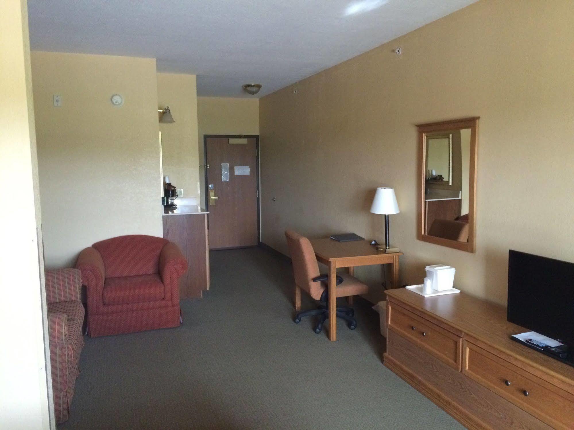 Americinn By Wyndham Fulton Clinton Εξωτερικό φωτογραφία